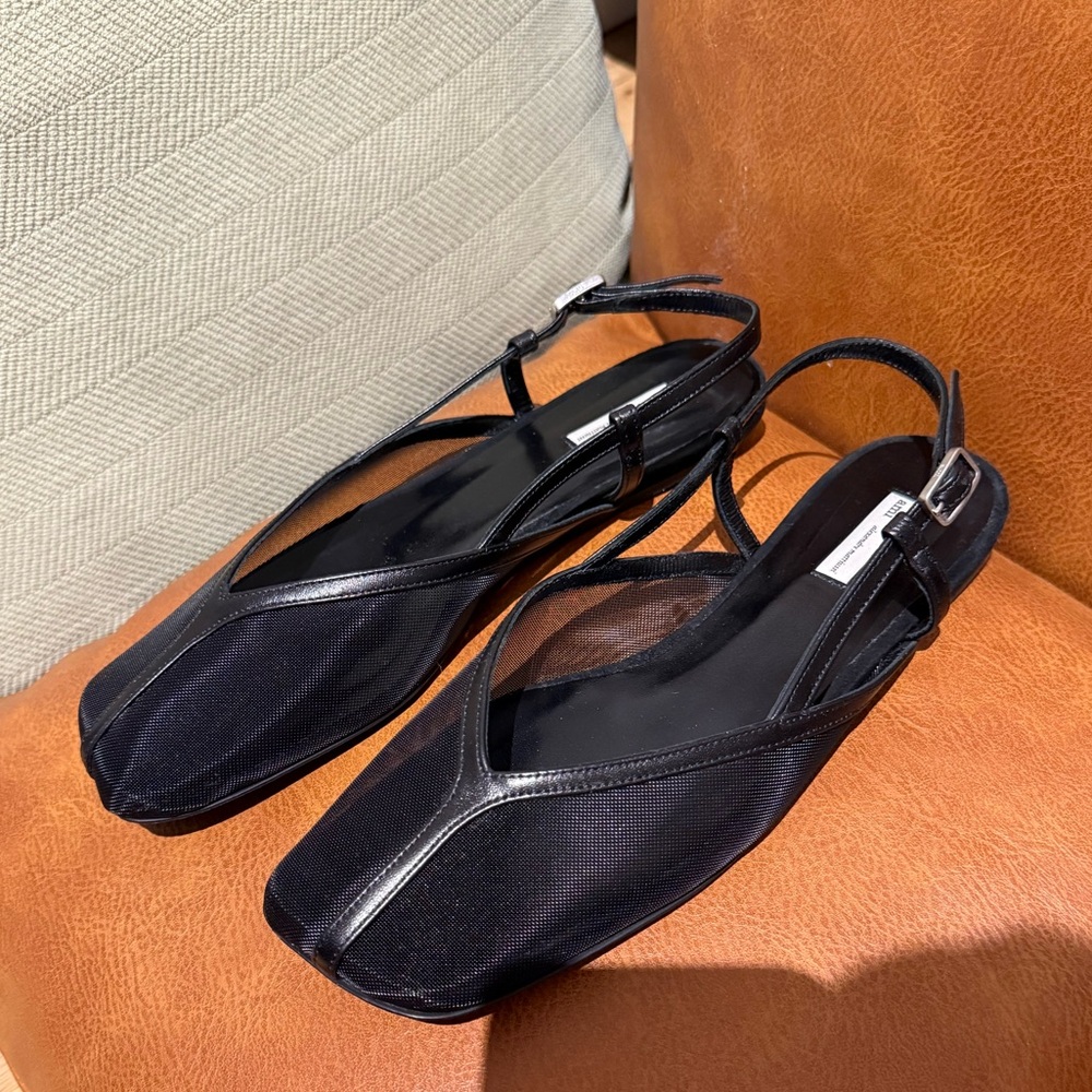AMI Alexander Mattiussi slingback flat mesh black